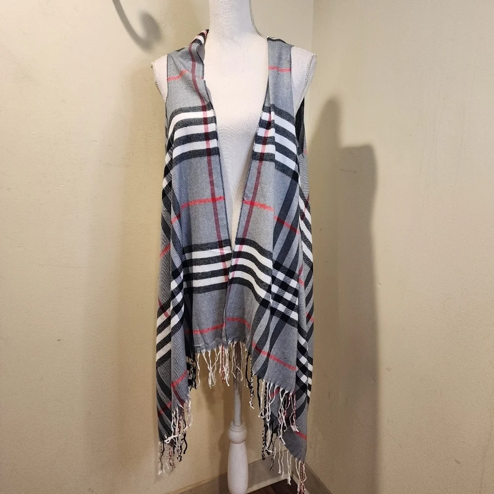 Plaid Fringe Litghweitgh Cashmere Blend Vest Or Scarf
